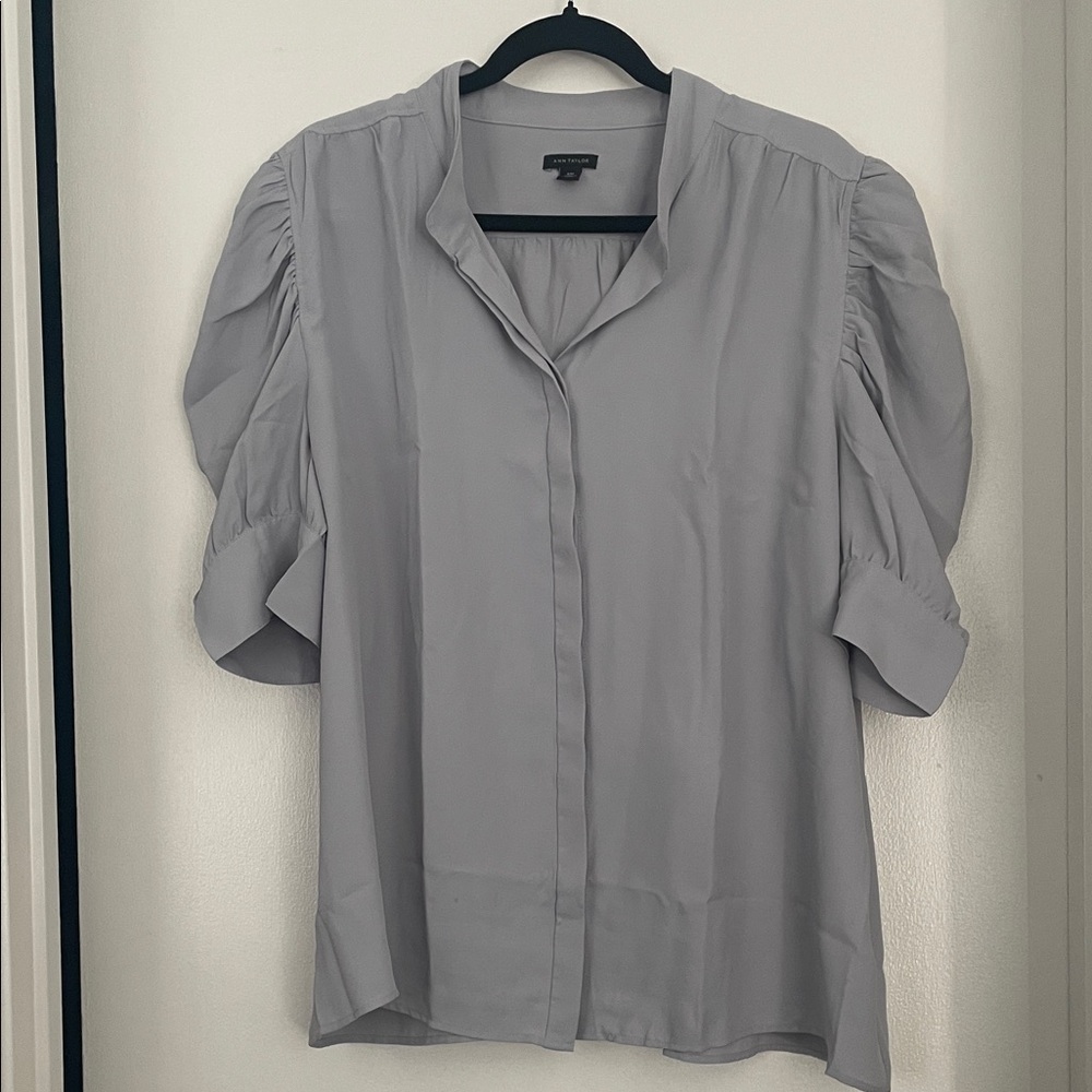 Ann Taylor Light Gray Blouse with Puff Sleeves